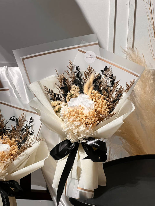 Kathy | Preserved Blooms | Petite