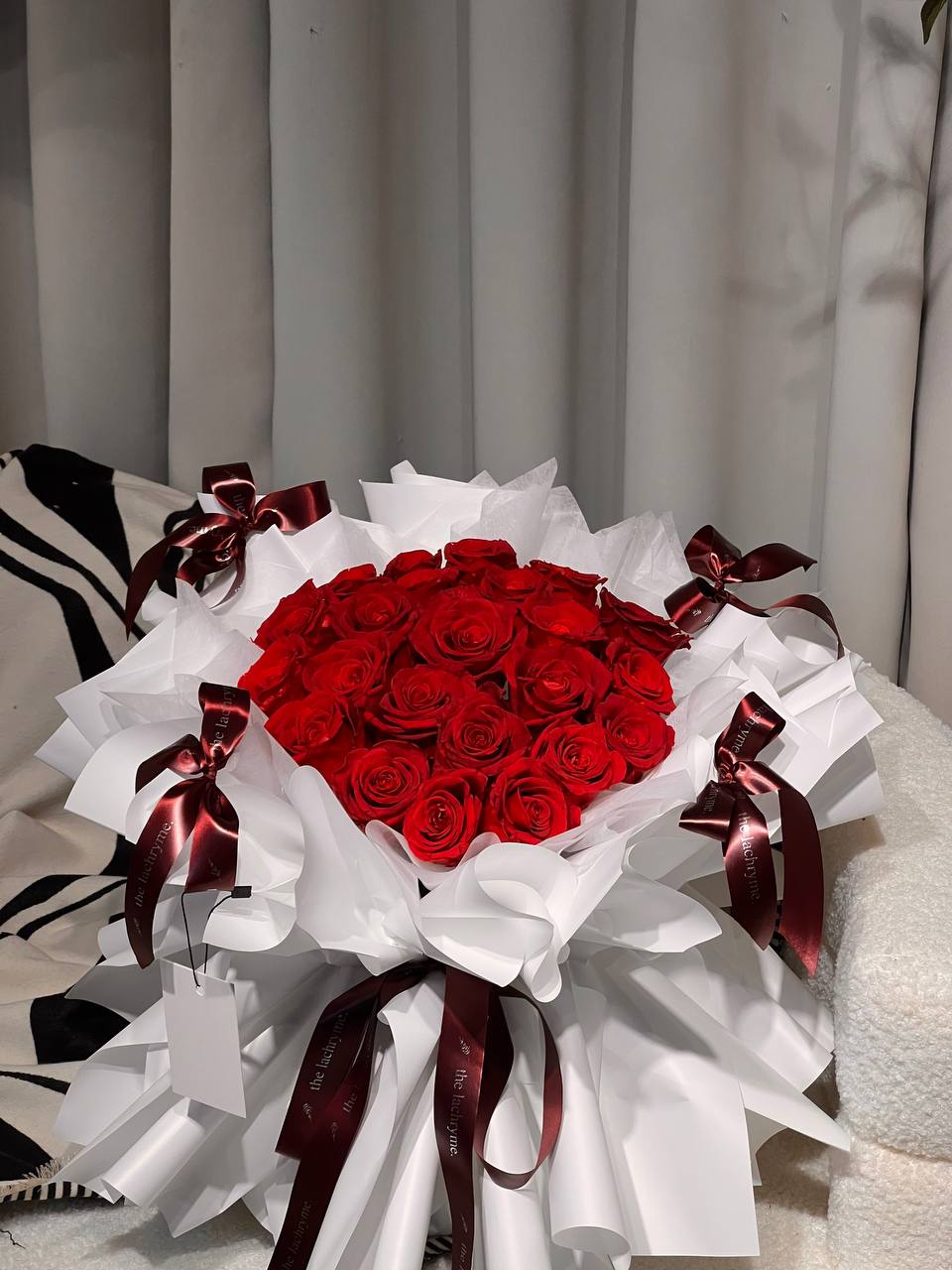 Timeless Courting | 23 Preserved Roses | Round Blooms in Luxurious