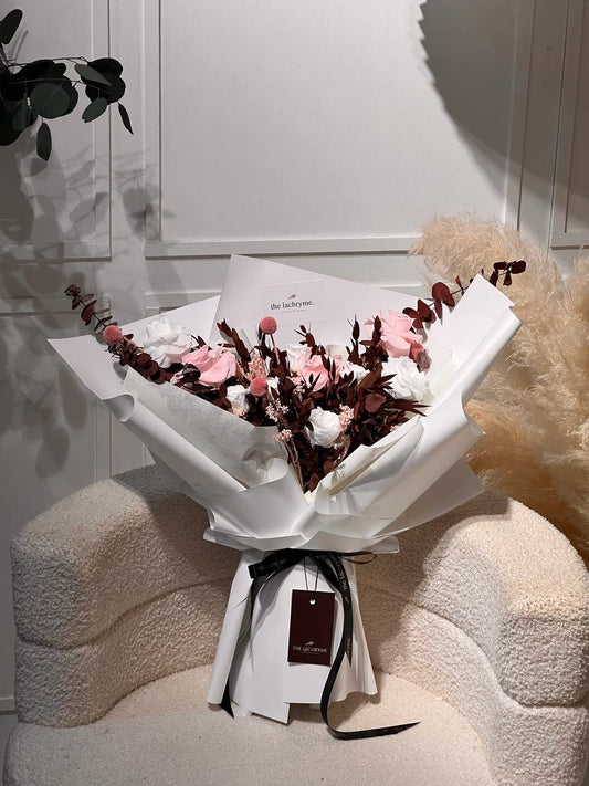 Lady Bloom | Preserved Blooms | Deluxe