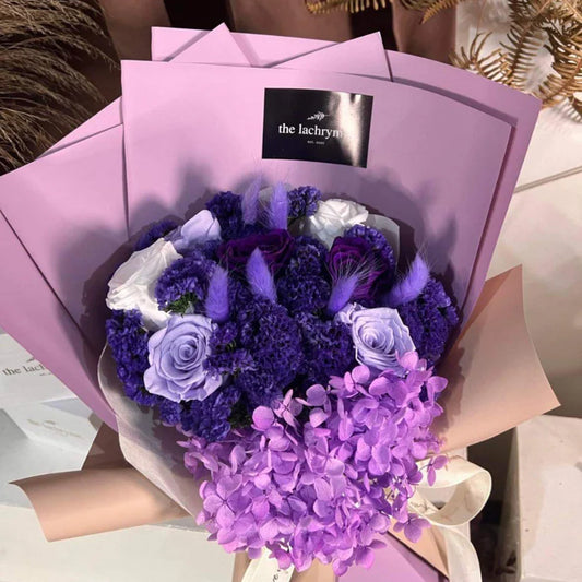 Emery | Preserved Blooms | Deluxe