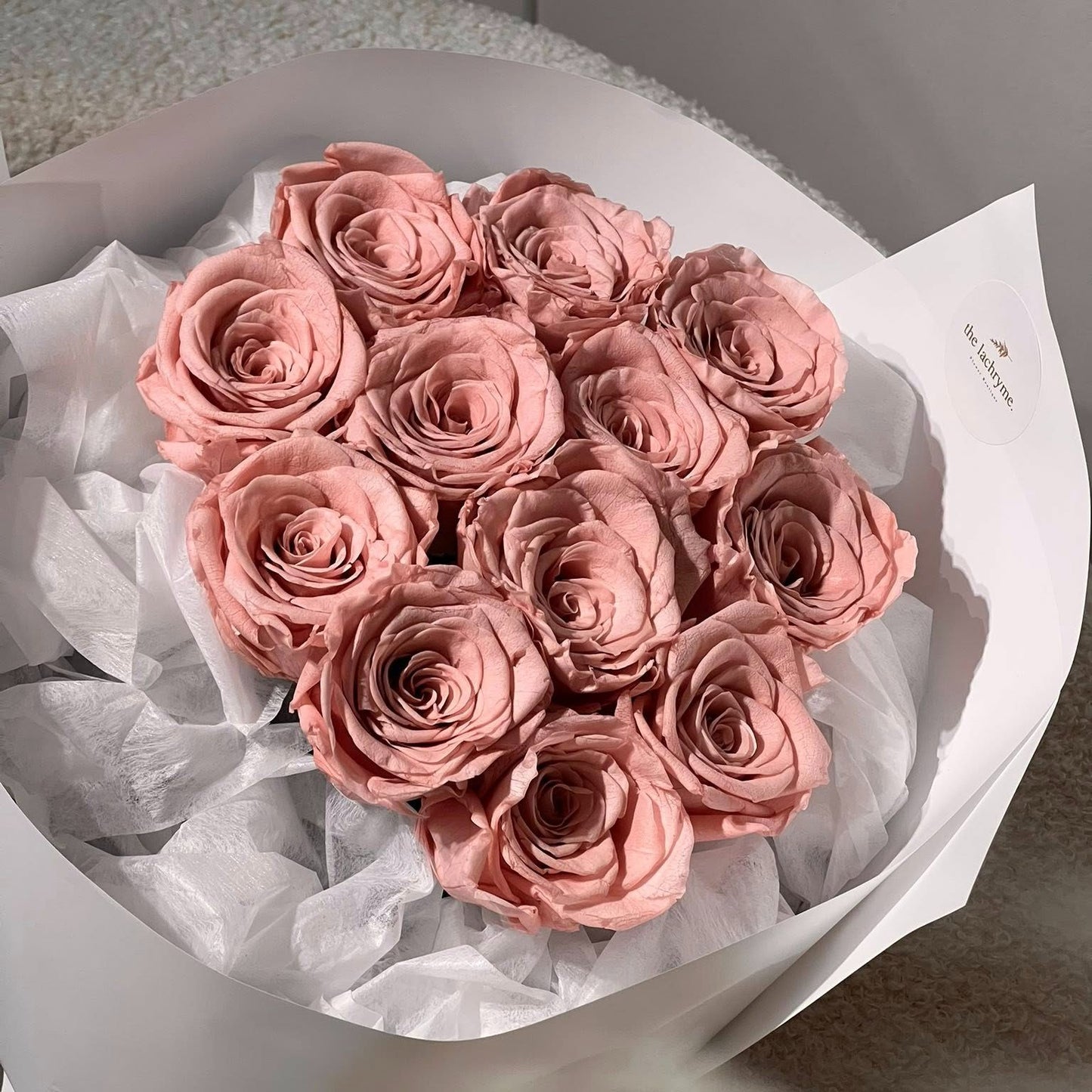 Sasha | 12 Preserved Roses | Luxurious