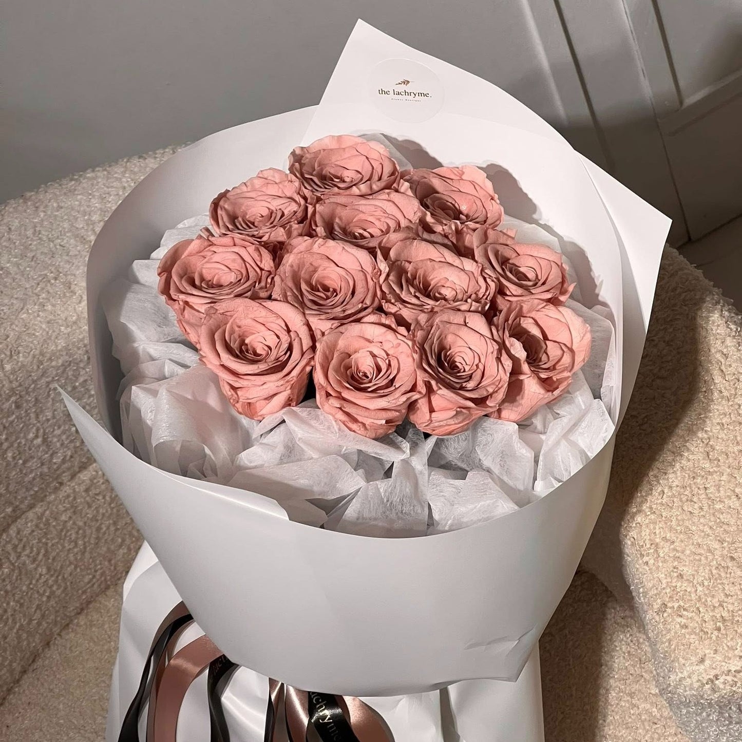 Sasha | 12 Preserved Roses | Luxurious