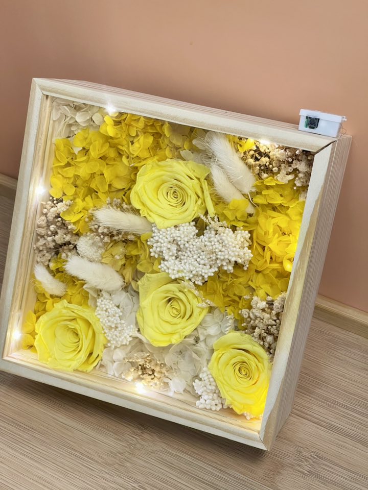 Tiffany | Boxed Blooms | Grande