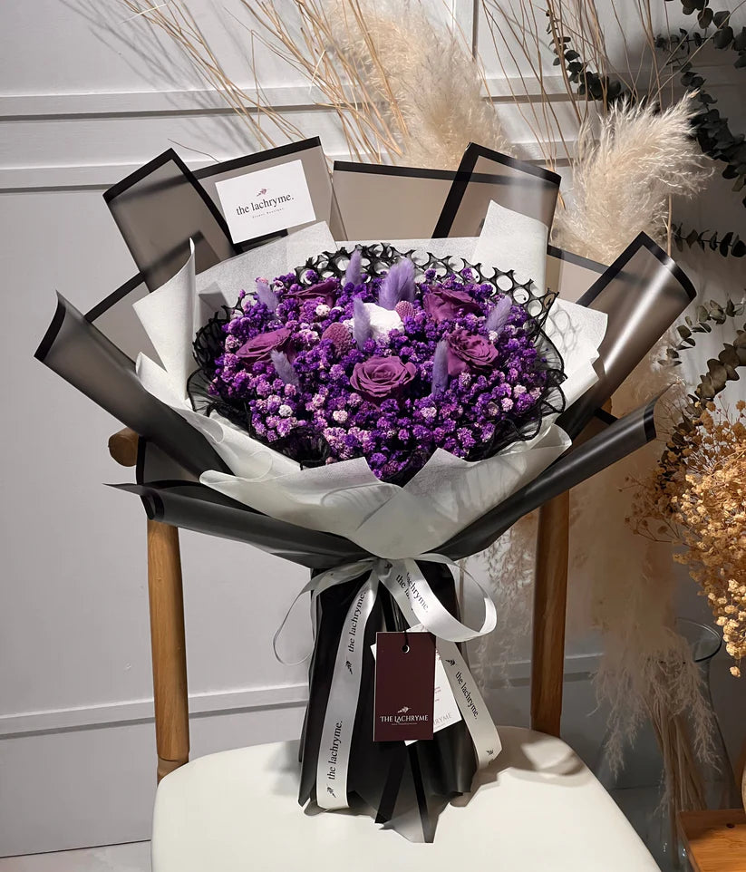 Pandora | Preserved Blooms | Deluxe