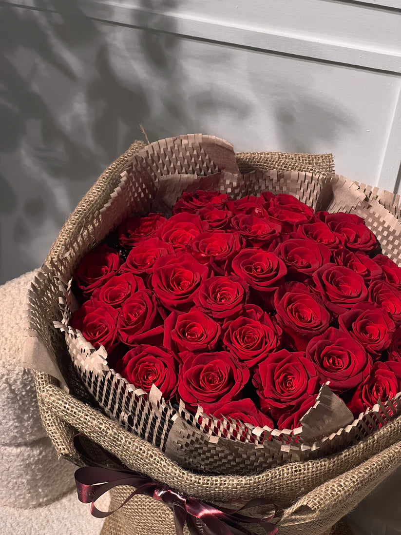 Lockheart Blooms | 36 Preserved Roses | Luxurious