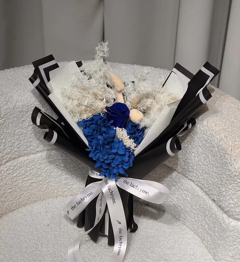 Raine | Preserved Blooms | Super Mini