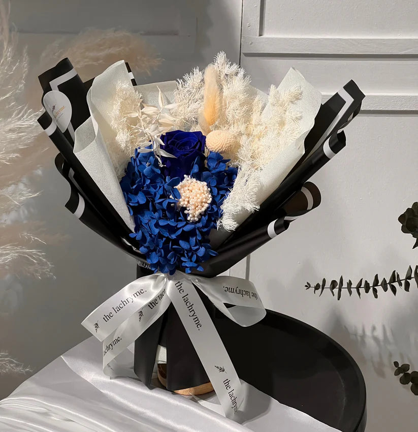 Raine | Preserved Blooms | Super Mini