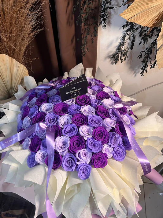 Duchess Blooms | 99 Preserved Roses | Luxurious