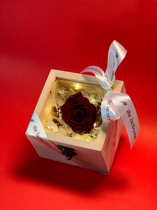 Fleur in Red | Boxed Blooms | Small