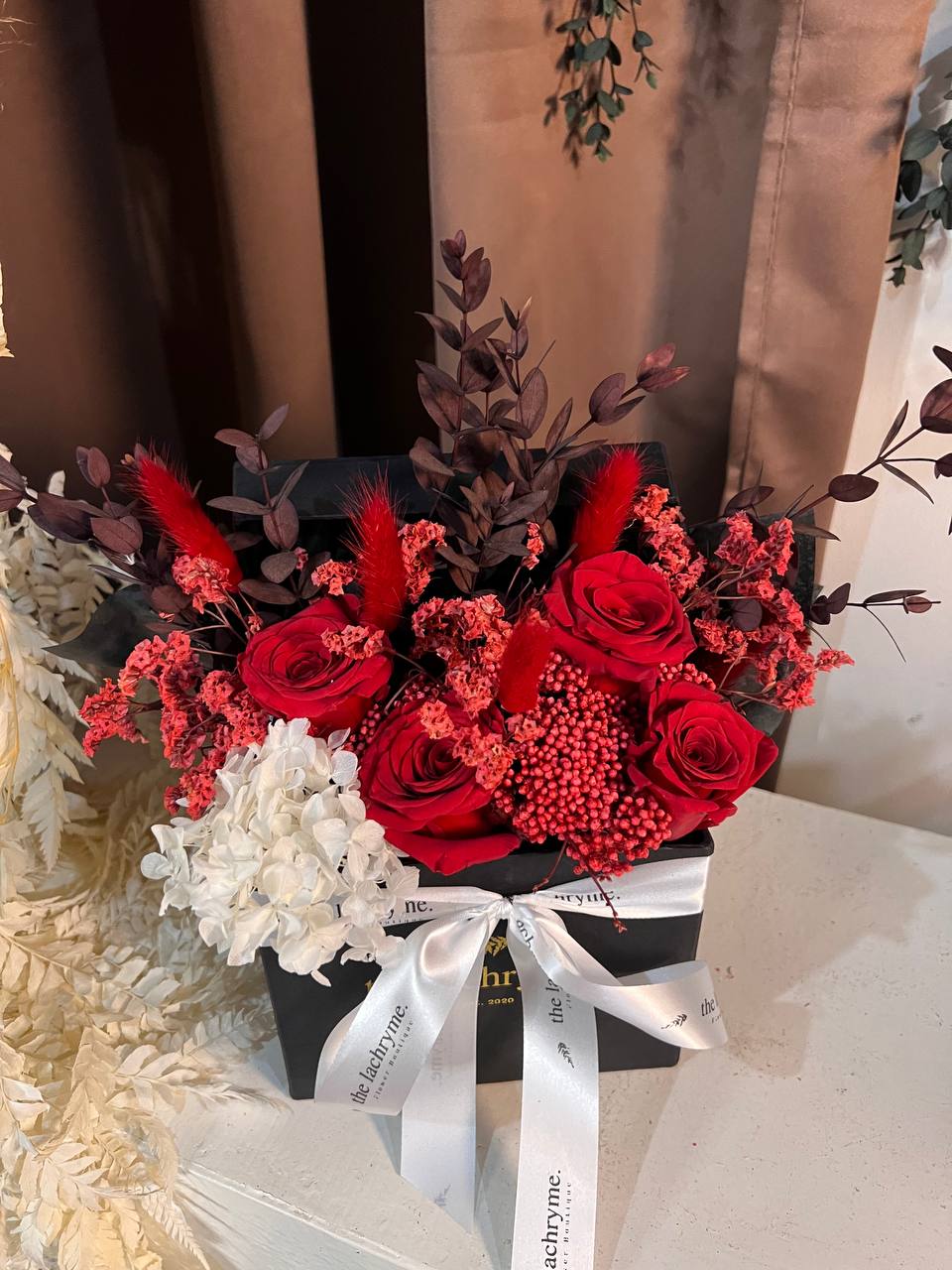 Crimson | Preserved Blooms | Le Fleur