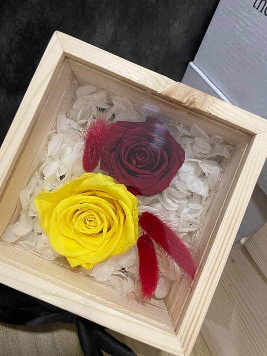 Fleur in Yellow & Red | Boxed Blooms | Small