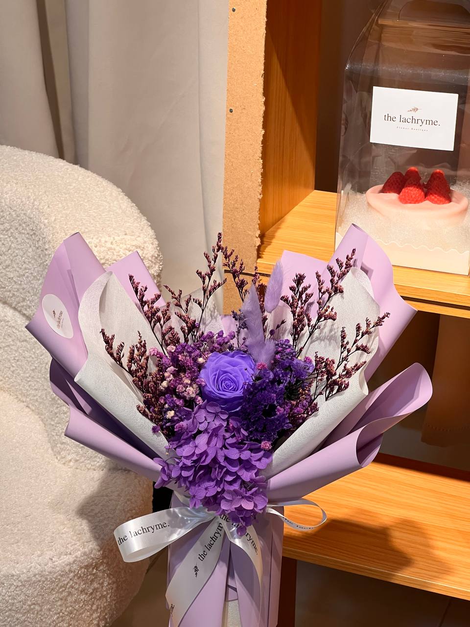 Emery | Preserved Blooms | Super Mini