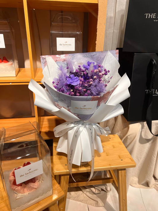 Connie | Preserved Blooms | Super Mini