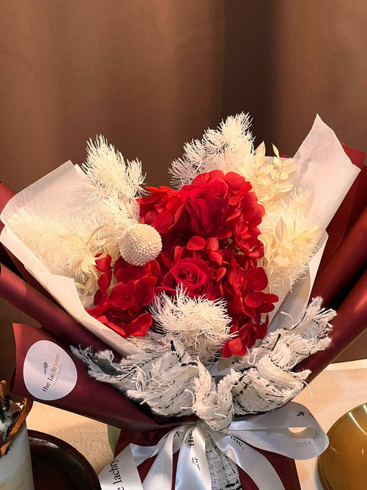 Margaret | Preserved Blooms | Super Mini