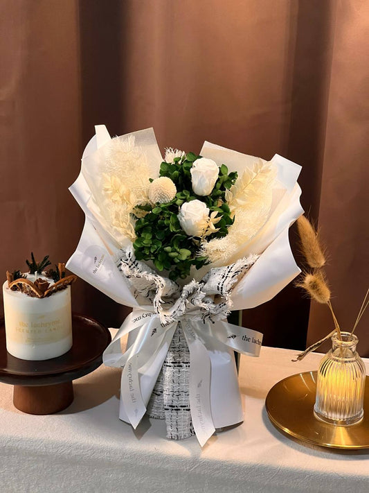 Charlotte | Preserved Blooms | Super Mini