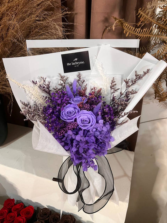 Emery | Preserved Blooms | Petite