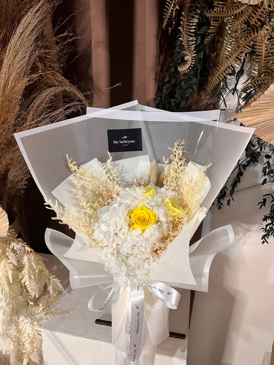 Lilly | Preserved Blooms | Grand