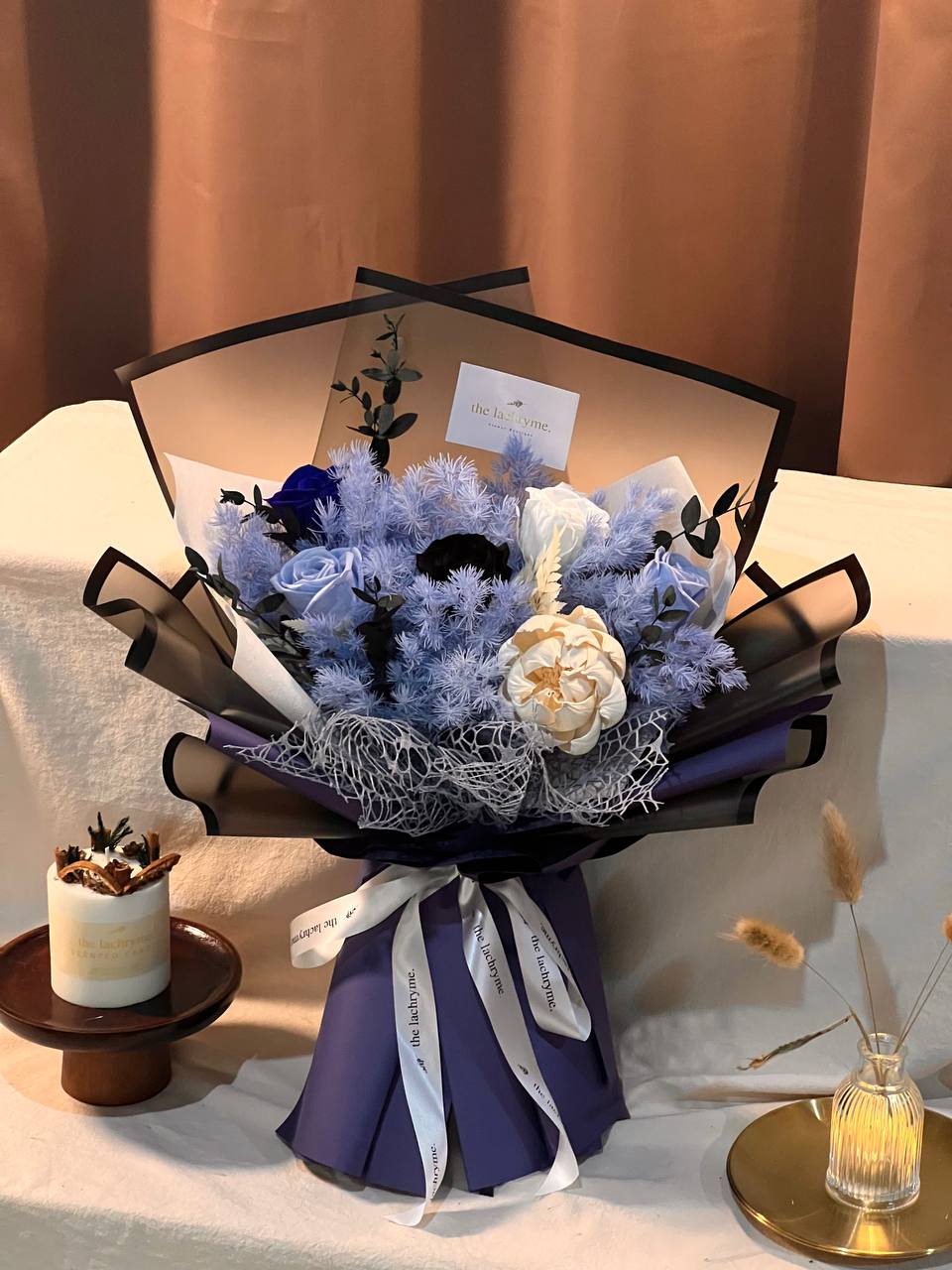 Enchanted Eye | Preserved Blooms | Deluxe