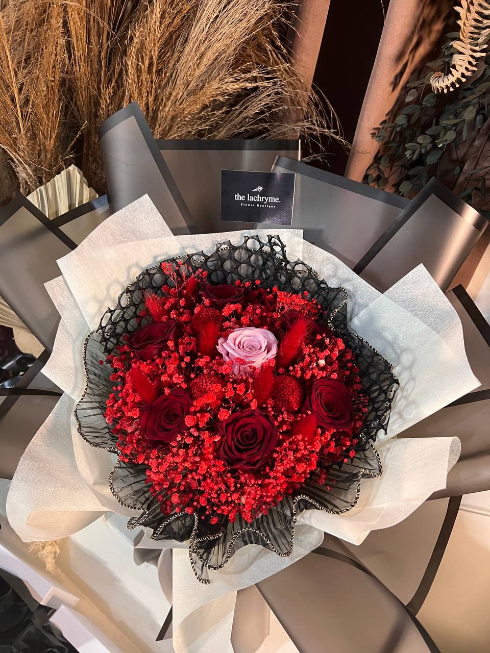 Romeo | Preserved Blooms | Deluxe