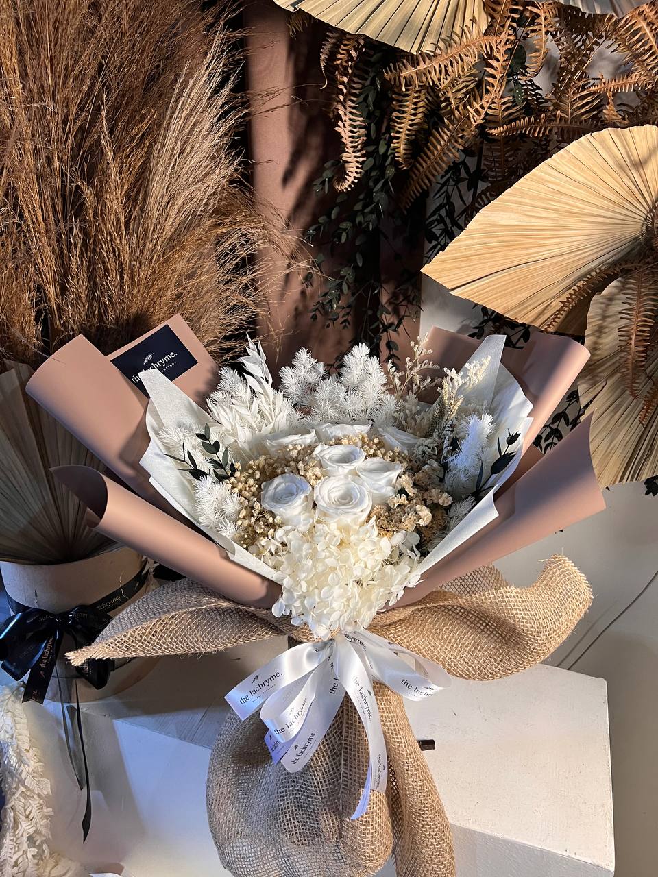 Latte | Preserved Blooms | Deluxe