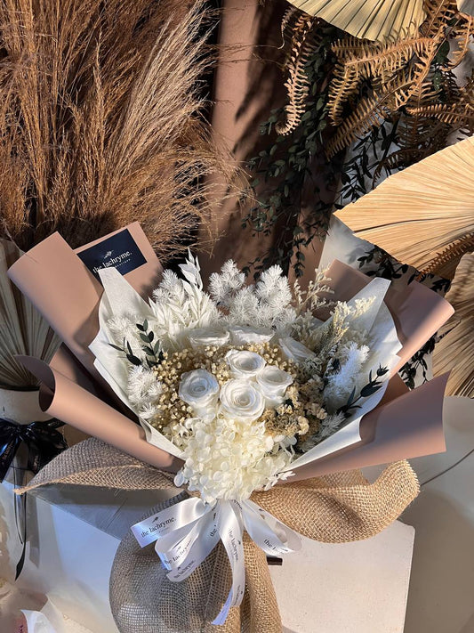 Latte | Preserved Blooms | Deluxe