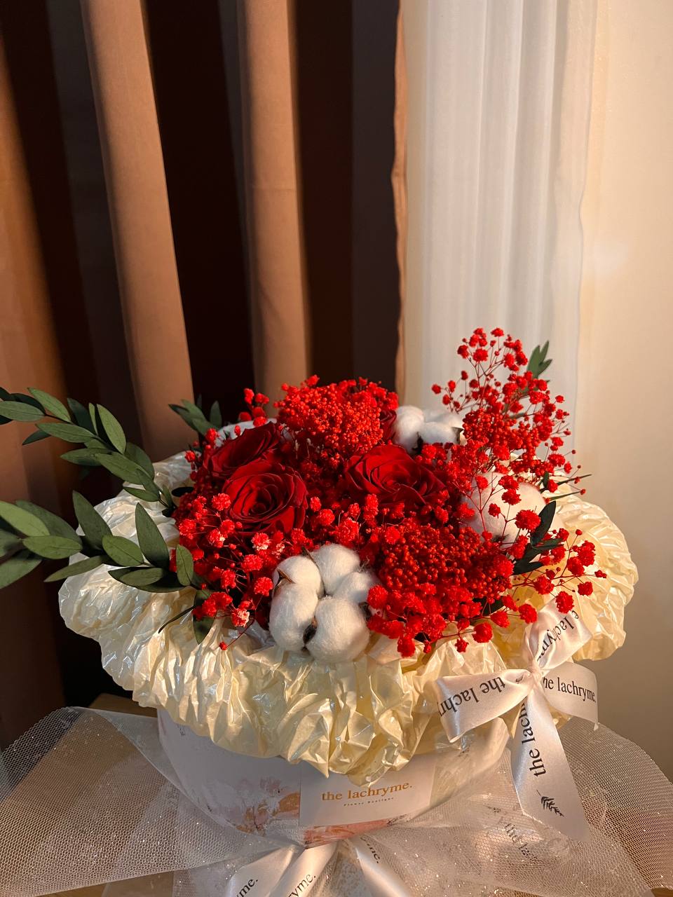 Celine in Red | Preserved Blooms | Round Blooms in Deluxe