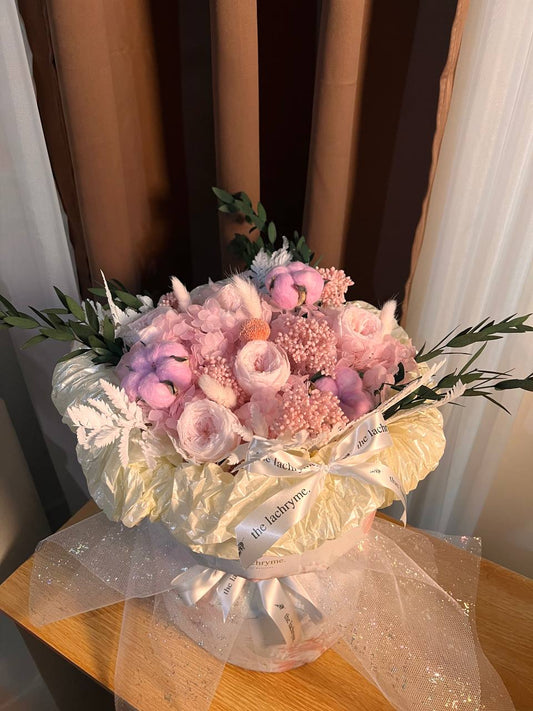Dara in Baby Pink | Preserved Blooms | Round Blooms in Deluxe